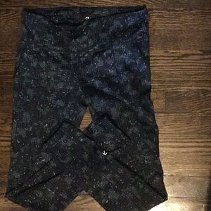 Gap Fit Black and Gray Full length leggings